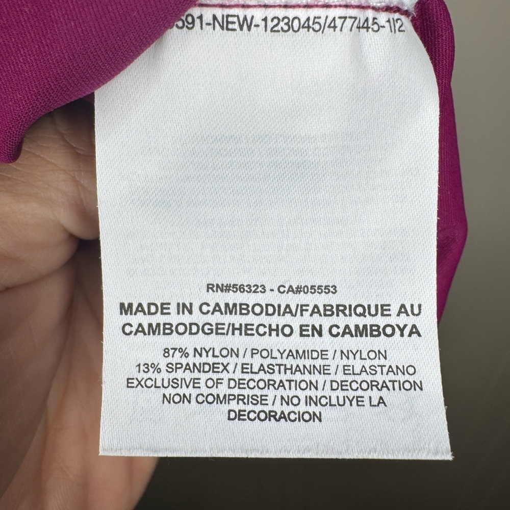 Nike Women's Dry Elastika V-Back
Violet Training Tank Top - Picture 10 of 12